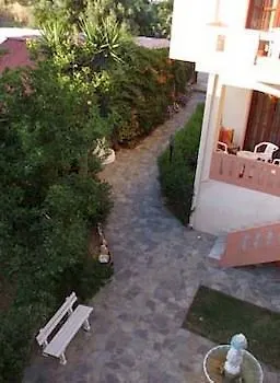 Karavanos Agioi Apostoli (Crete)
